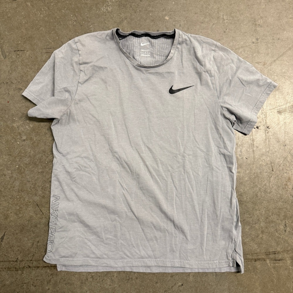 Nike Pro Dri-FIT Mens Large Grey Short‎ Sleeve Training T-Shirt Graphic Back